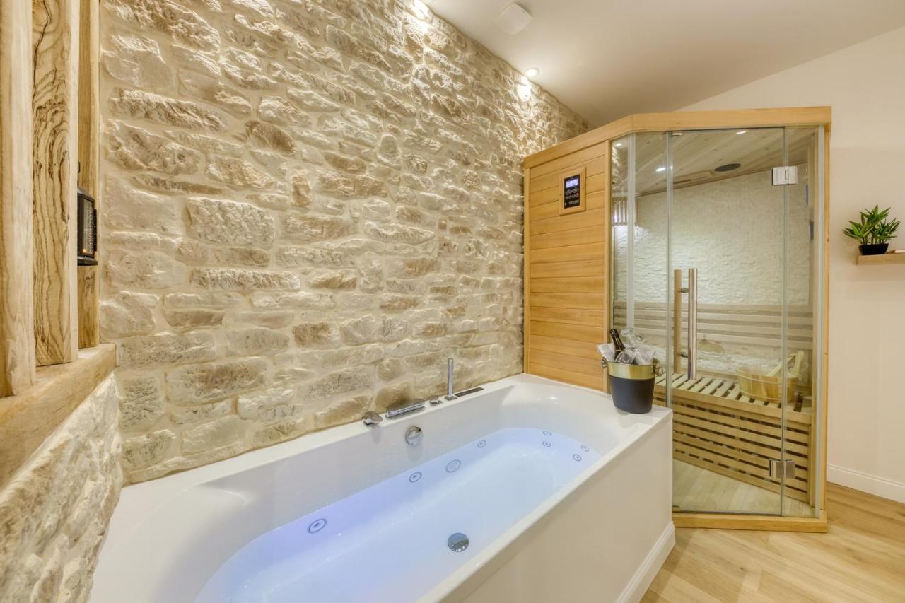 Le Petit Paris - Cocon & Spa & Sauna Шартр Екстер'єр фото